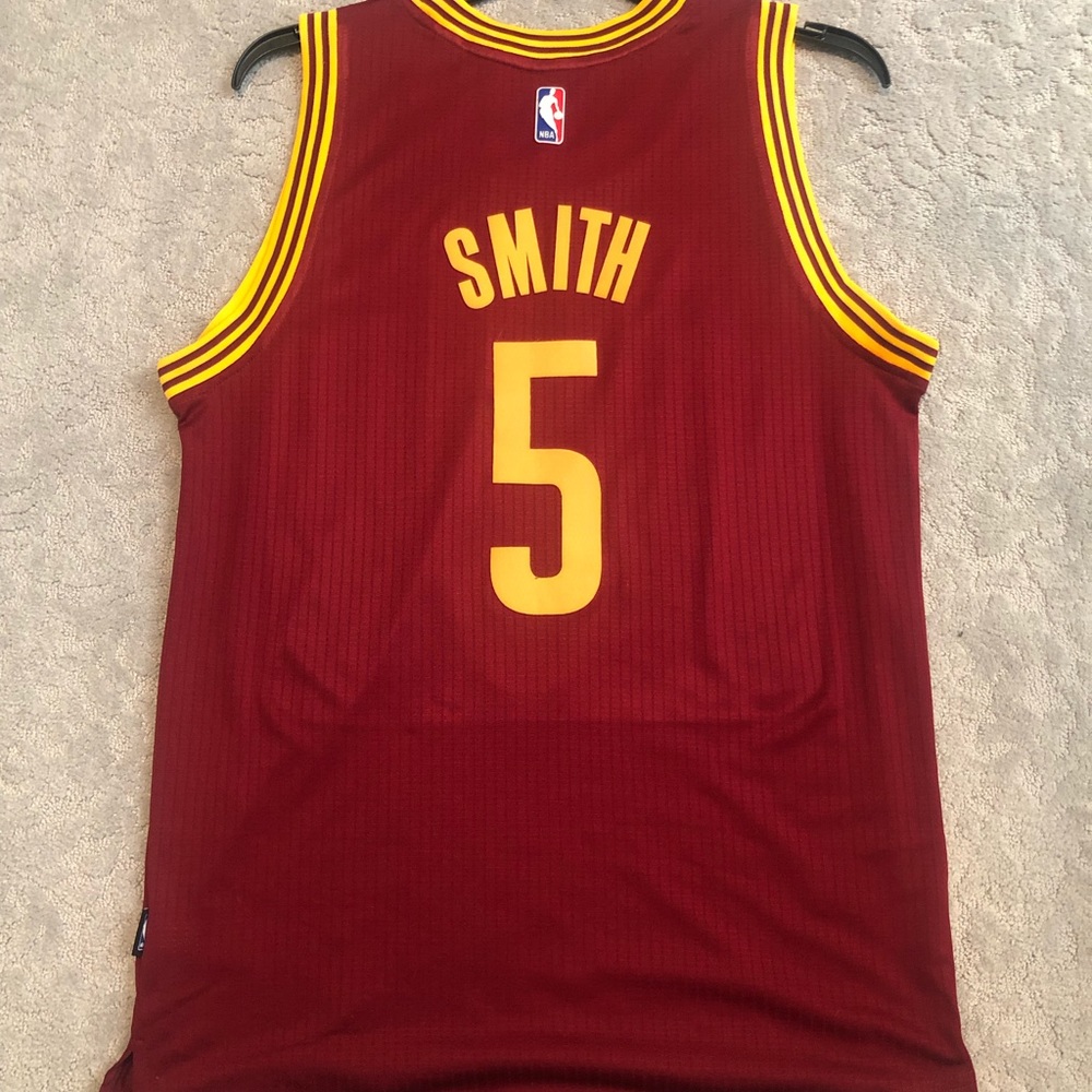 jr smith cavs jersey